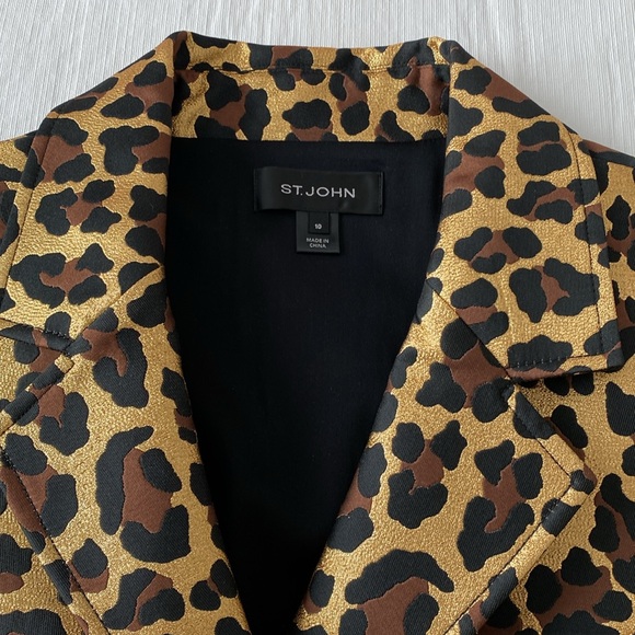 St. John Collection Lame Leopard Print Jacket - Size 10 - Picture 3 of 6